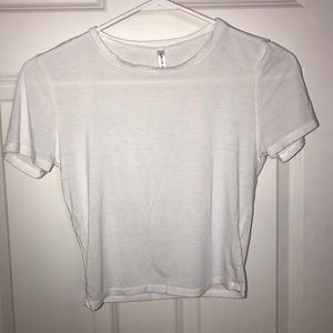 Lulu’s basic short sleeve top